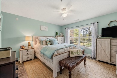 Enjoy low-maintenance living on Lake Hartwell in this beautiful - photo 12