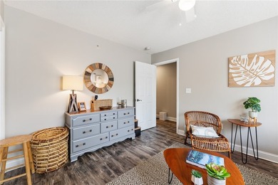 Enjoy low-maintenance living on Lake Hartwell in this beautiful - photo 16