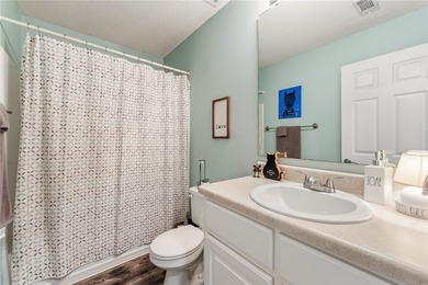 Enjoy low-maintenance living on Lake Hartwell in this beautiful - photo 17