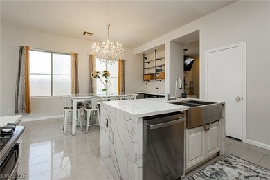Beautifully appointed 4-bedroom, 2-bath home in Las Vegas' - photo 7