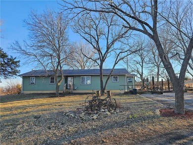 (private lake, pond, creek) Home For Sale in Garnett Kansas