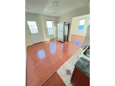 (private lake, pond, coastal) Condo For Sale in Brooklyn New York