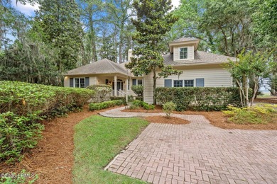Nestled on a beautifully manicured .34 acre lot on Dataw Island - photo 2