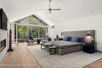 Thoughtfully redesigned by acclaimed architects Rowland & - photo 11