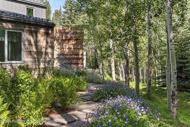 Thoughtfully redesigned by acclaimed architects Rowland & - photo 23