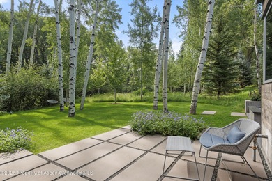 Thoughtfully redesigned by acclaimed architects Rowland & - photo 25