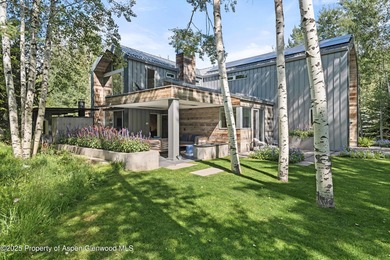 Thoughtfully redesigned by acclaimed architects Rowland & - photo 26