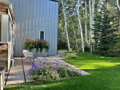 Thoughtfully redesigned by acclaimed architects Rowland & - photo 27