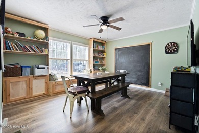 Rare opportunity to own a private and versatile 2.85-acre estate - photo 37