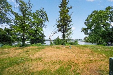 Wake up to stunning Ford Lake views from this beautifully - photo 40
