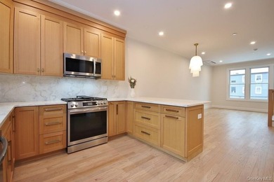 Welcome Home to Sunset Villas at Andrews Lane Sleepy Hollow - photo 9