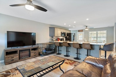 Rare opportunity to own a private and versatile 2.85-acre estate - photo 60