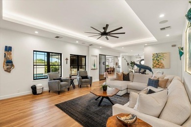 Experience practical elegance in this thoughtfully designed - photo 28