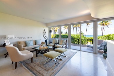 Exceptionally rare beachfront, standalone, townhouse in Key - photo 9