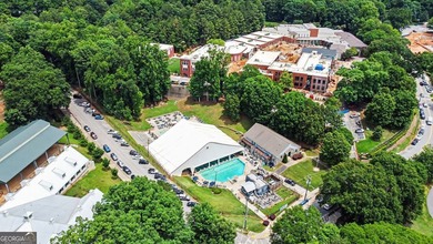 LIFESTYLE & LOCATION! If you've missed out on a property in - photo 30