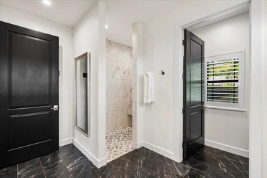 Experience practical elegance in this thoughtfully designed - photo 41