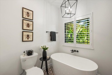 Experience practical elegance in this thoughtfully designed - photo 45