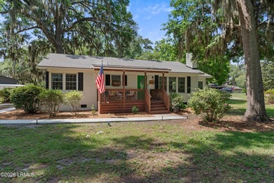 Nestled on a spacious 0.45-acre corner lot in the heart of Mossy - photo 4