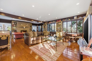 Welcome to this magnificent and stately Center Hall Colonial - photo 10