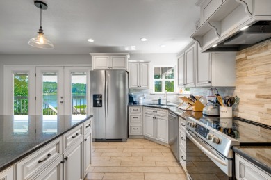 Beautiful Waterfront Home and Boathouse on Lake Palestine - photo 16