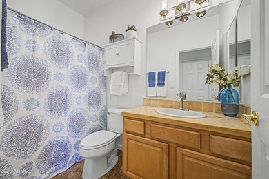 Beautiful 2-bedroom, 2-bathroom home with office in gated - photo 16