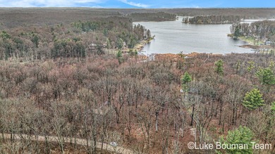 Discover your own private getaway on beautiful Saddle Lake! This - photo 18