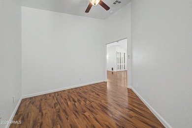 Beautiful 2-bedroom, 2-bathroom home with office in gated - photo 19