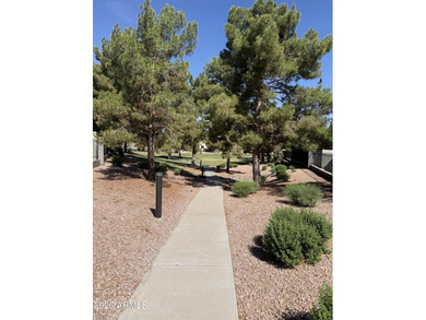 Beautiful 2-bedroom, 2-bathroom home with office in gated - photo 26
