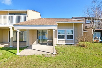 Welcome to 1824 Mallard Dr, Unit B, a well-maintained residence - photo 8