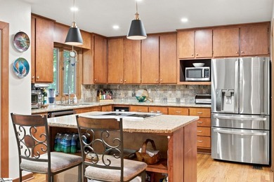 OPEN HOUSE SUNDAY, JULY 19, 2-4 P.M. Find your way home! This - photo 10