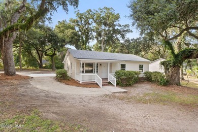 Prime commercial space available on Lady's Island's second - photo 2