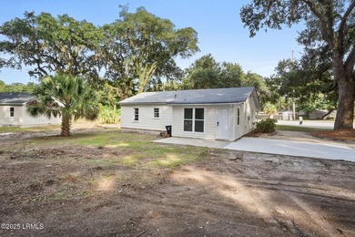 Prime commercial space available on Lady's Island's second - photo 6