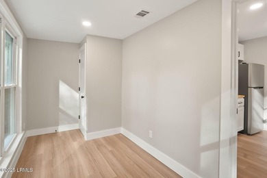 Prime commercial space available on Lady's Island's second - photo 10