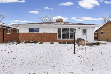 (private lake, pond, creek) Home Active Under Contract in Saint Clair Shores Michigan