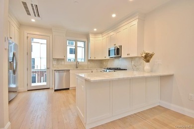 Welcome Home to Sunset Villas at Andrews Lane Sleepy Hollow - photo 6