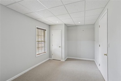 Beautifully maintained home with a finished basement in the - photo 26