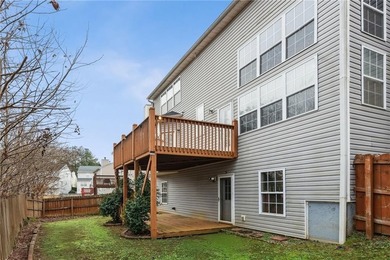 Beautifully maintained home with a finished basement in the - photo 28