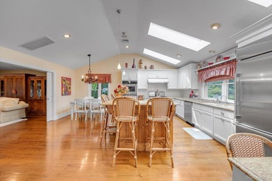 WELCOME TO #8 BRIARFIELD DRIVE - LAKE SUCCESS SPRAWLING COLONIAL - photo 9