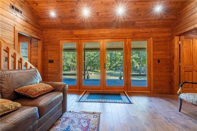 Discover 1,190 contiguous acres on the edge of the Buffalo River - photo 14