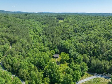 Perfectly set on nearly 350 acres of prime mountain land - photo 10
