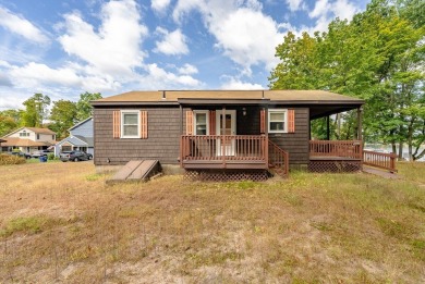 Lake Congamond Home Sale Pending in Southwick Massachusetts