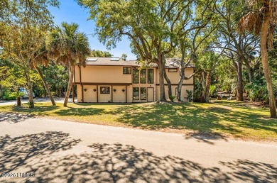 COMPLETELY REMODELED home steps away from beach access. Turnkey - photo 9