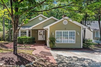 Charming, move-in-ready cottage-style home in desirable Fort - photo 1