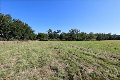 Discover a rare opportunity with this beautiful tract of land - photo 11