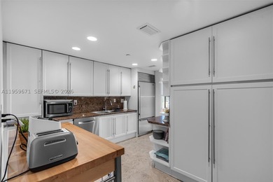 Key Colony III #802 offers 2,013 square feet of well-planned - photo 14