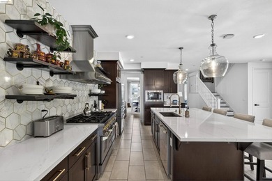 1461 Montclair St. - Quiet luxury with impeccable style on Mare - photo 19