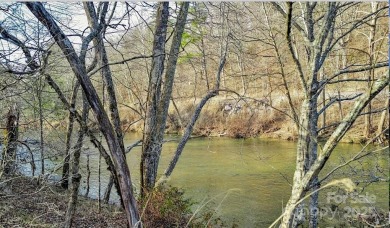 (private lake, pond, creek) Acreage For Sale in Spruce Pine North Carolina