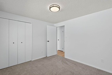 Welcome to your Next Home ! Elegant Modern Living On A Corner - photo 23
