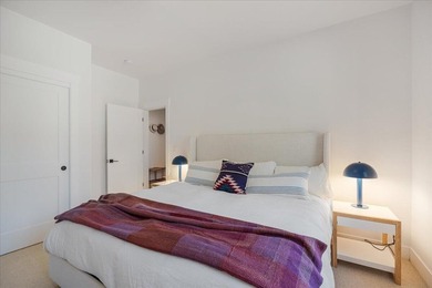 Discover bright modern luxury in Caldera Springs, Sunriver's - photo 24
