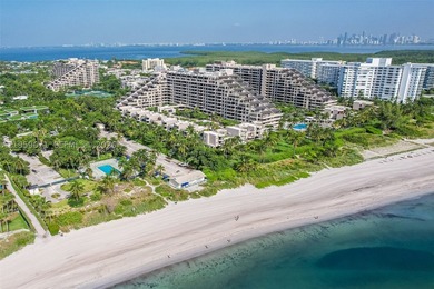 Key Colony III #802 offers 2,013 square feet of well-planned - photo 33